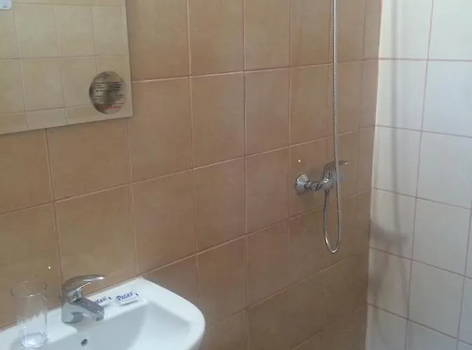 Guest Venera 프리모르스코